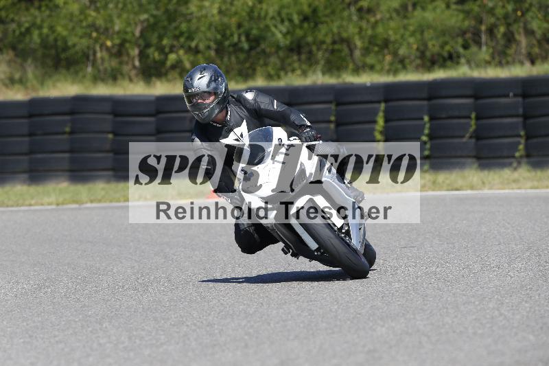 Archiv-2025/48 25.08.2025 Cornu Master School ADR/gruen-vert/114